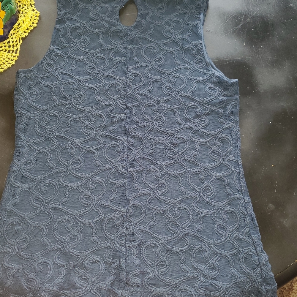 Tan Top - Picture 2 of 4